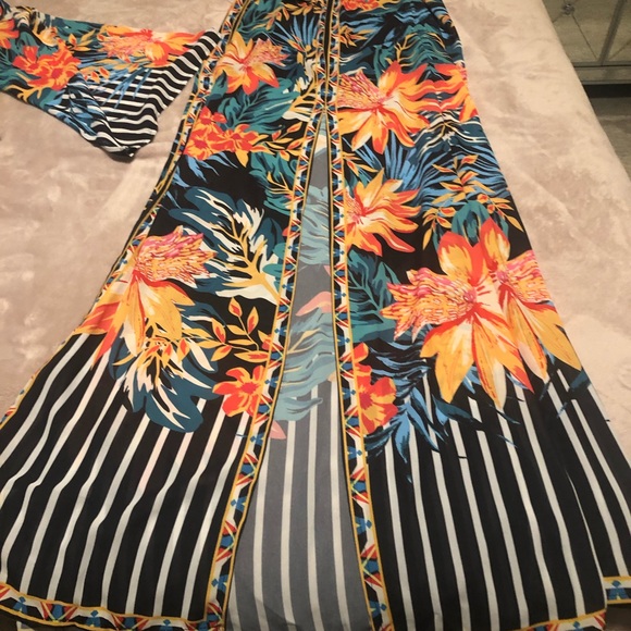 COPY - 2 pc set - skirt and top - Picture 3 of 7